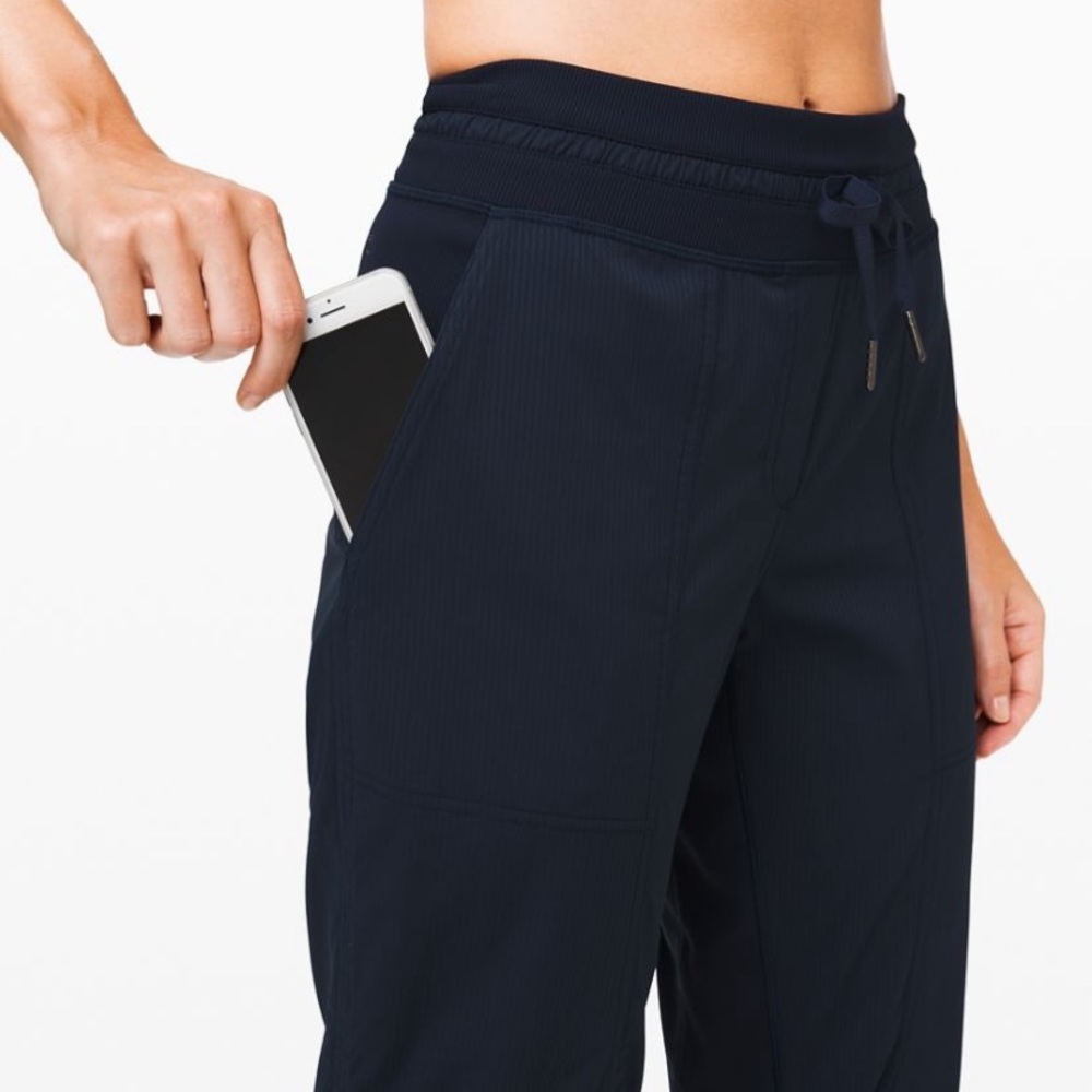 Lululemon Dance Studio Crop 25”